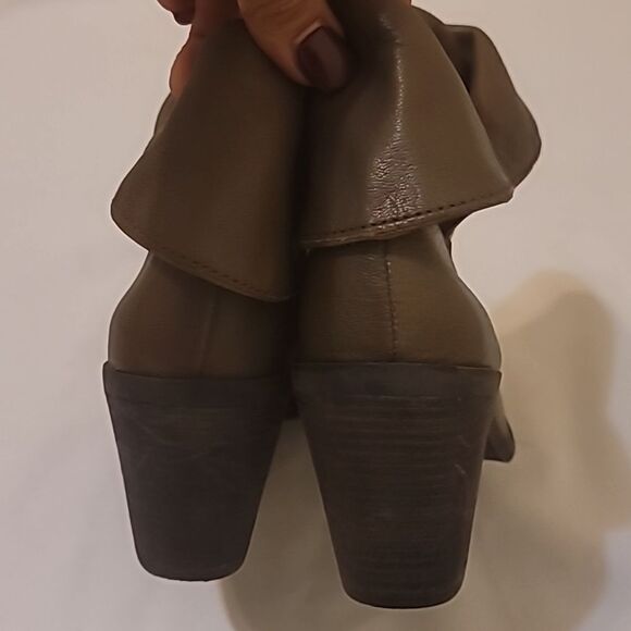 Lucky Brand “Ethann” Foldover Shaft Leather Bootie size 7.5 - Picture 3 of 8